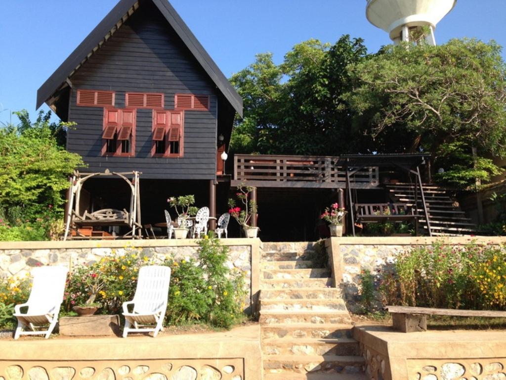 Ayothaya Riverside House Phra Nakhon Si Ayutthaya Habitación foto