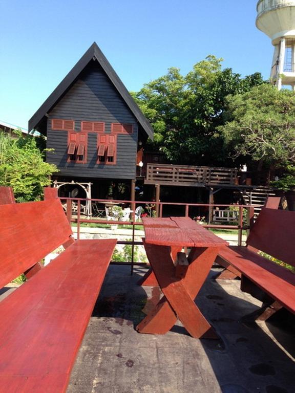 Ayothaya Riverside House Phra Nakhon Si Ayutthaya Habitación foto