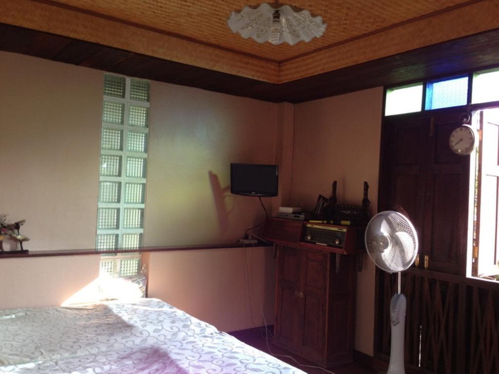 Ayothaya Riverside House Phra Nakhon Si Ayutthaya Habitación foto