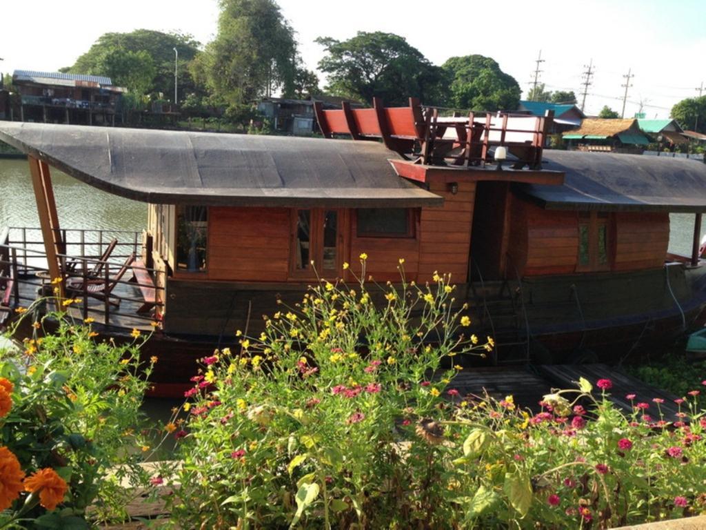 Ayothaya Riverside House Phra Nakhon Si Ayutthaya Exterior foto